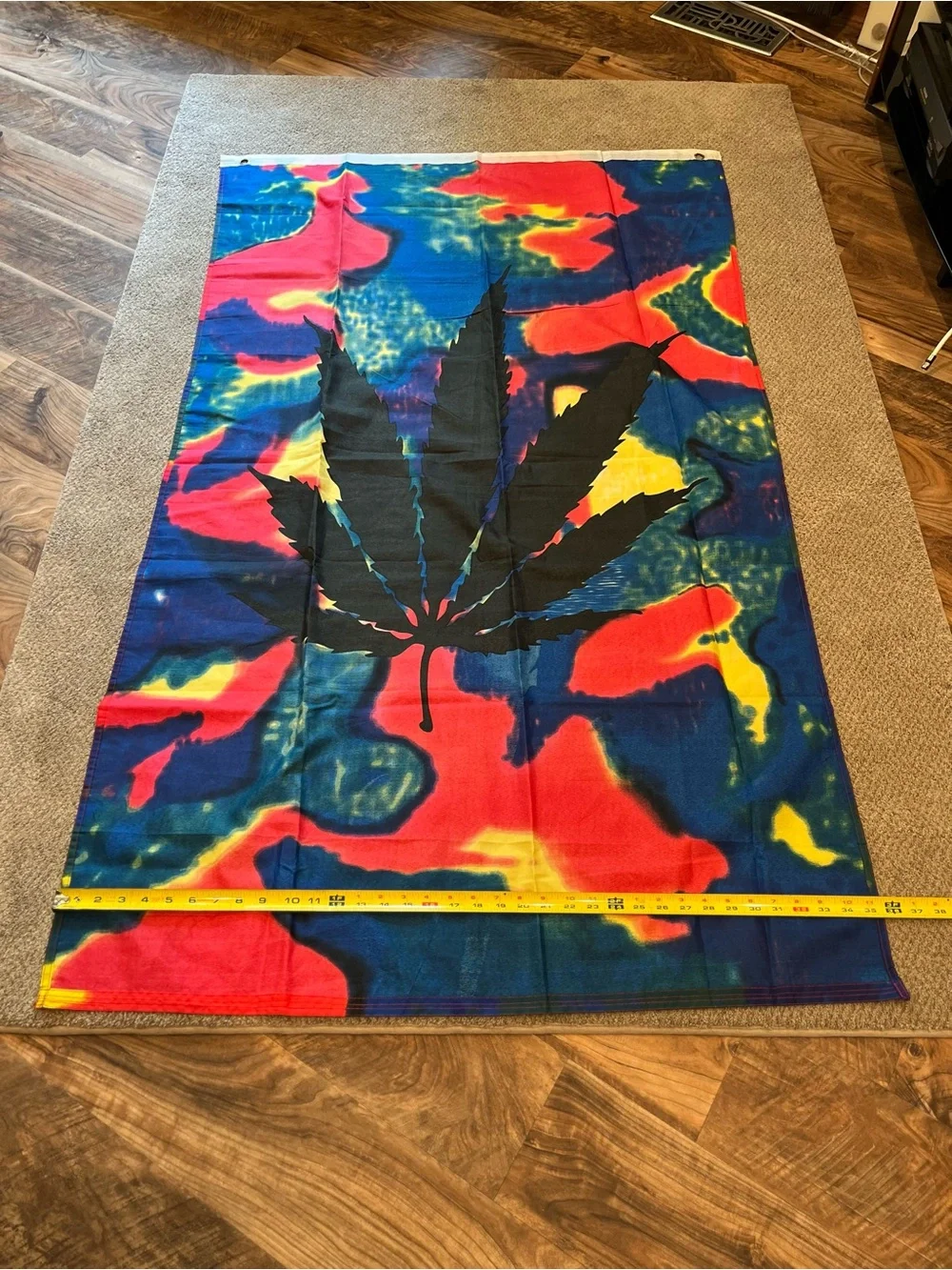 Source Unknown Colorful Leaf Tie-Dye Tapestry with Blue Red Yellow Accents